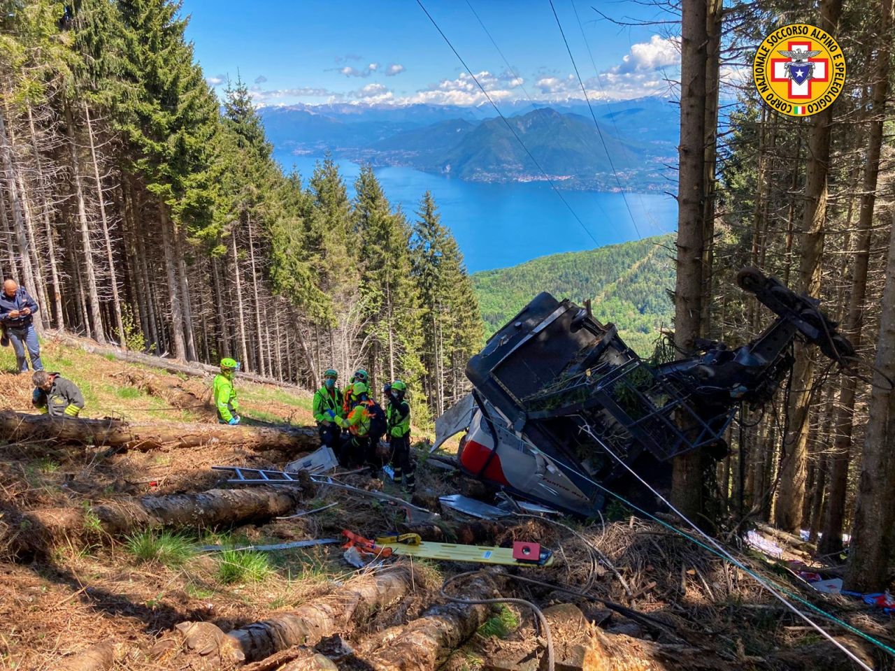 Havárie lanové dráhy Stresa - Mottarone. Foto: Corpo Nazionale Soccorso Alpino e Speleologico