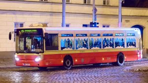 Vánoční autobus Irisbus Citelis 12M ev. č. 3510 v Praze: Foto: Václav Holič / DPP