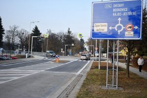 Nová okružní křižovatka v Blansku. Foto: Město Blansko