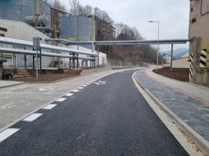 Nová silnice na místě bývalé vlečky v Náchodě. Foto: Městský úřad Náchod
