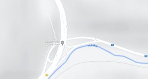 Uspořádání křižovatky Rádelský Mlýn v Google Mapách 13. prosince 2021. Foto: Google Mapy