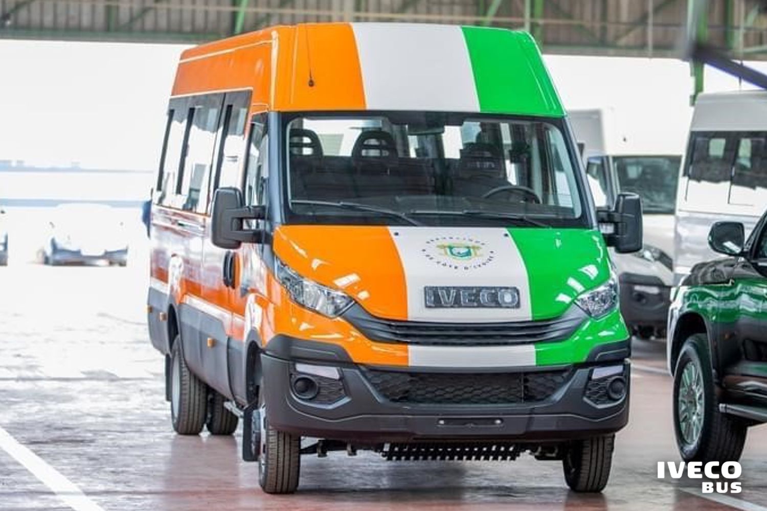 Minibus Iveco Daily Ivoire z Pobřeží slonoviny. Pramen: Iveco Bus