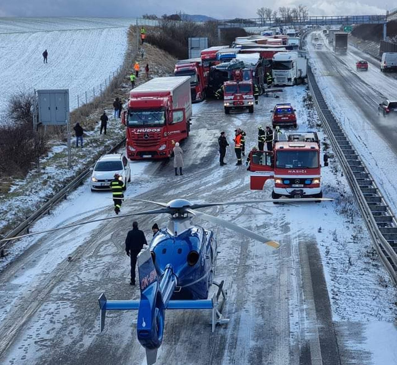 Dálnice D5 a hromadná nehoda. Foto: Jiří Veselý