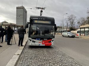 Elektrobus Škoda E'City. Autor: Zdopravy.cz/Jan Šindelář
