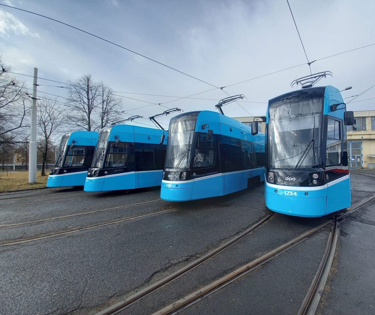 Ostrava představila čtyři kompletní tramvaje typu 39T. Foto: Jan Meichsner / Zdopravy.cz