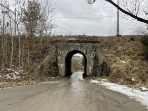 Mostek na staré trati u Ješetic. Autor: Zdopravy.cz/Jan Šindelář