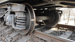 V Praze vykolejil na výhybce osobní vlak, provoz v Krči je zastaven