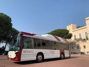 Elektrický midibus E-WAY 9,5 m pro Monako. Pramen: Iveco Bus