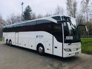 Autobus Enjoy Europe v Karpaczi. Foto: Enjoy Europe