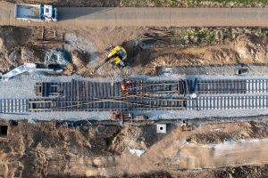 Stavba tramvajové trati do Holyně. Foto: Strabag Rail