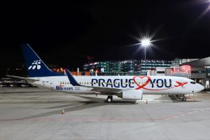 Boeing 737-800NG ve speciálním nátěru Prague loves you. Foto: Filip Koška / Letiště Praha
