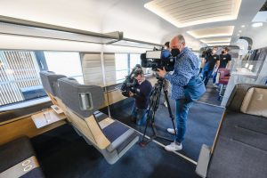 Představení nového interiéru vlaků ICE. Pramen: Deutsche Bahn