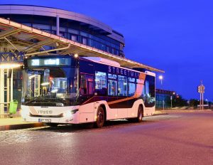 Autobus Iveco Streetway na testech v PID (červen 2022). Pramen: Aranea