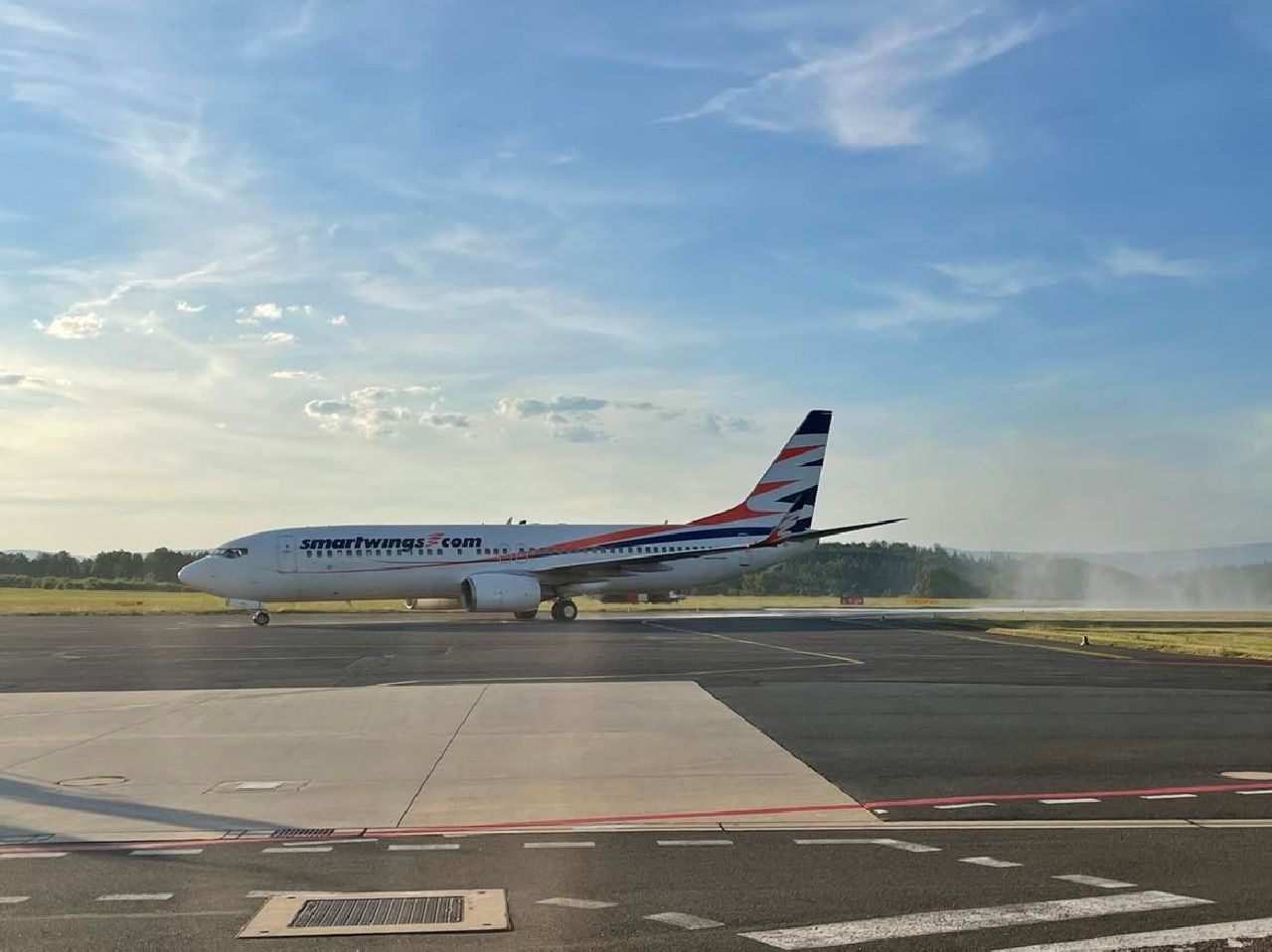 Boeing 737-800 společnosti Smartwings v Karlových Varech. Foto: Kateřina Pavlíková / Čedok
