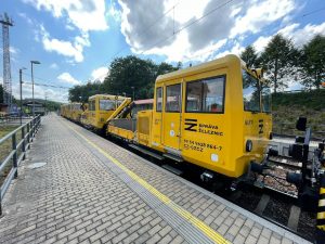 První vlak na projetí trati Sudoměřice - Votice ve Voticích. Foto: Jan Šindelář / Zdopravy.cz