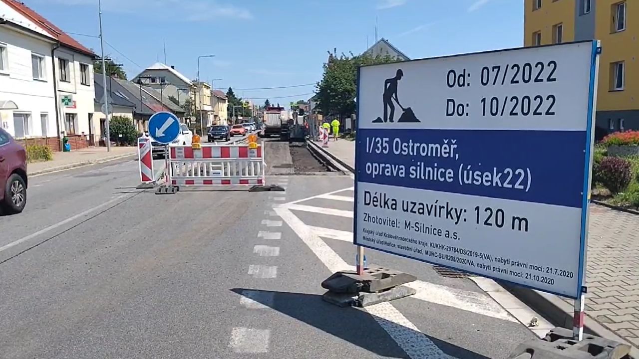 Oprava silnice I/35 v Ostroměři. Foto: ŘSD