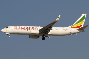 Boeing 737-800 společnosti Ethiopian Airlines. Foto: Konstantin von Wedelstaedt (GFDL 1.2 or GFDL 1.2 ), via Wikimedia Commons