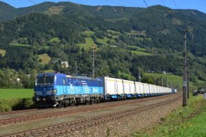 Lokomotiva Siemens Vectron v čele vlaku ČD Cargo. Foto: Siemens Mobility