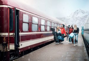 Lyžařský vlak v Alpách. Foto: TUI