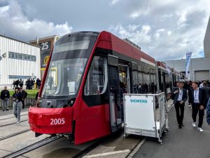 Nová tramvaj Siemens Avenio pro Norimberk. Foto: Jan Sůra / Zdopravy.cz