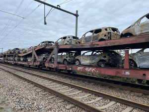 Požár nákladního vlaku v Nizozemsku. Foto: Brandweer Midden- en West-Brabant