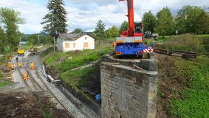 Práce na obnově napojení horního nádraží v Úštěku na českou železniční síť. Foto: Zubrnická museální železnice