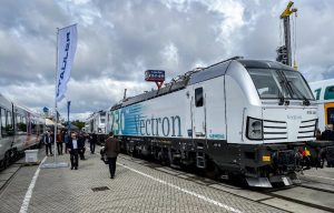 Siemens Vectron na 230 km/h. Foto: Jan Sůra / Zdopravy.cz