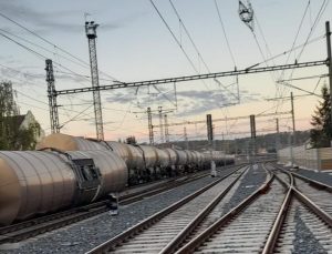 Vykolejení nákladního vlaku ČD Cargo, Poříčany  10. 10. 2022. Pramen: Správa železnic