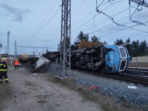 Vykolejení nákladního vlaku ČD Cargo, Poříčany  10. 10. 2022. Pramen: Správa železnic