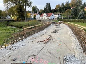 Po dokončení bude most mít i lávku pro pěší. Foto: Jan Sůra /Zdopravy.cz