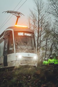 Tramvaj Škoda ArticXLJokeri na nové trati Helsinky - Espoo. Pramen: Raide-Jokeri
