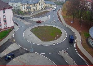 Nová okružní křižovatka na silnici I/16 v Trutnově. Foto: ŘSD