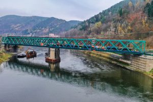 Zatěžovací zkouška mostu přes Labe v Děčíně. Foto: Správa železnic
