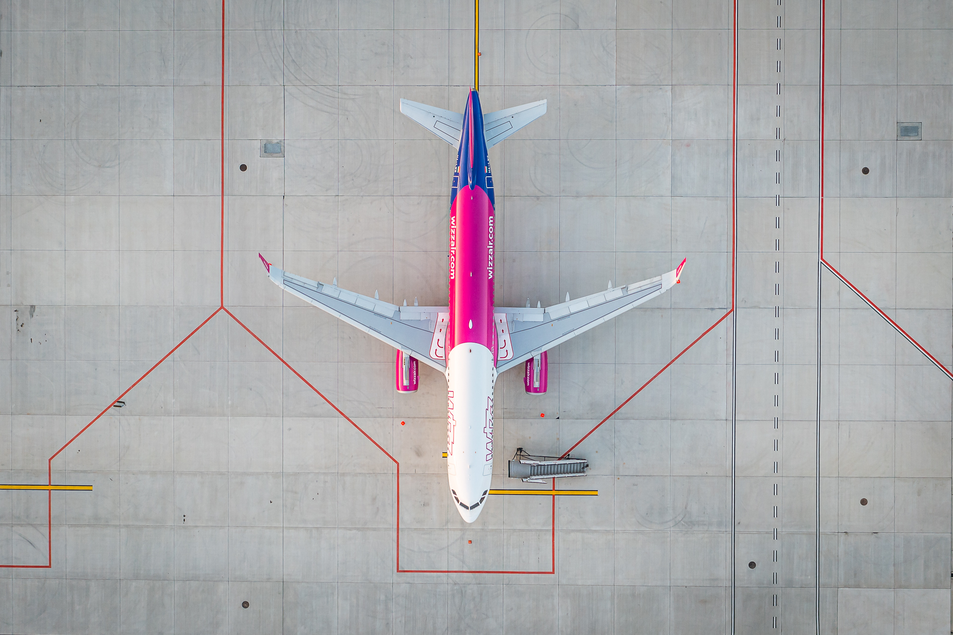 Airbus letecké společnosti Wizz Air na letišti v Katovicích. Foto: Piotr Adamczyk
