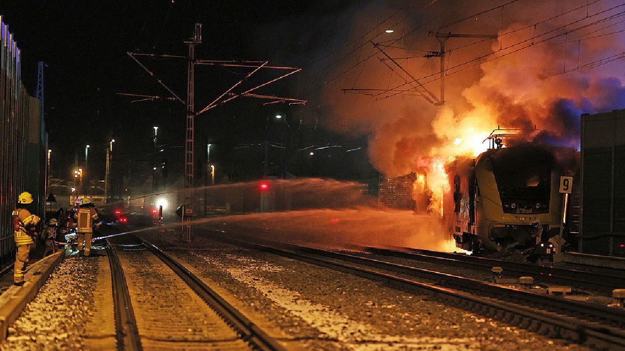 Požár MVTV ve Freilassingu. Foto: BRK Berchtesgadener Land