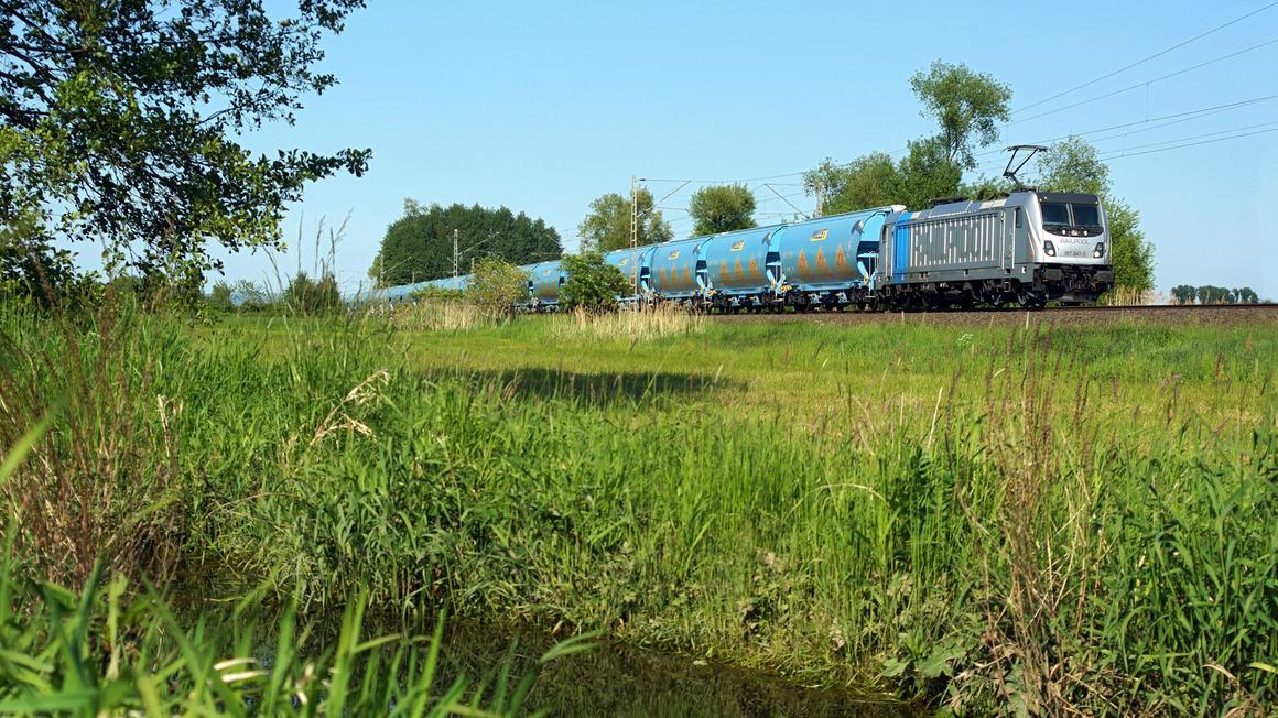 Lokomotiva TRAXX 3 v barvách Railpool. Foto: Alstom