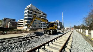 Stavba tramvajové trati Sídliště Modřany - Libuš (březen 2023). Autor: DPP/Daniel Šabík
