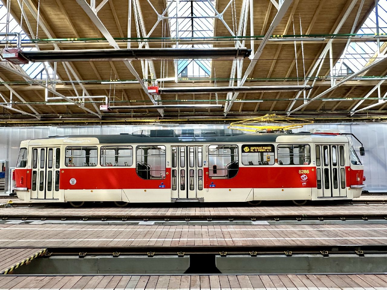 Nová generace modernizovaných tramvají T3R.PLF. Foto: Daniel Šabík / DPP
