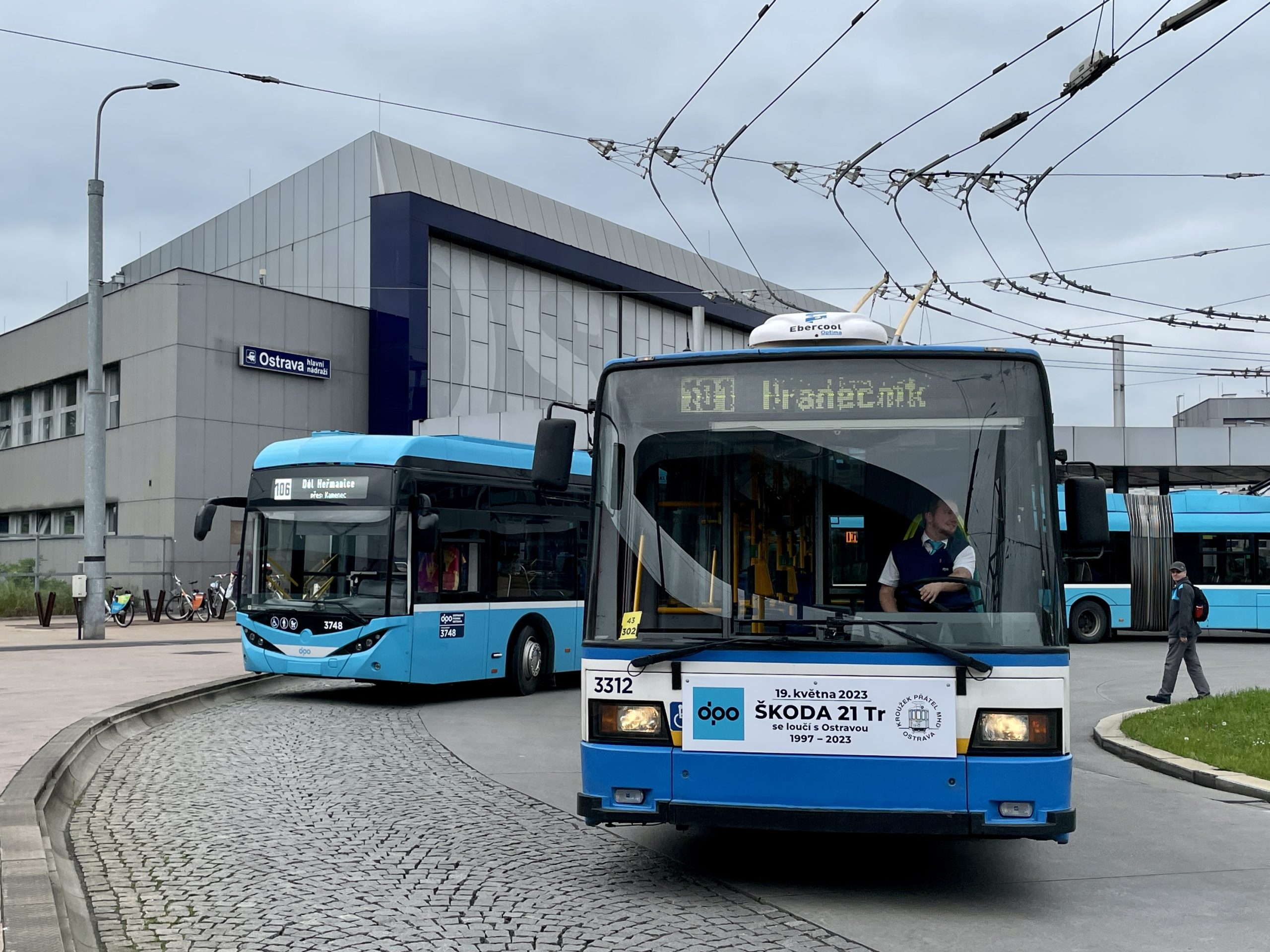 Poslední den provozu trolejbusu Škoda 21Tr v Ostravě. Foto: Zdopravy.cz / Vojtěch Očadlý