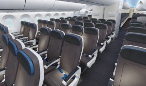 Interiér ekonomické třídy na palubě Boeingu 787-9 společnosti Neos. Foto: Neos