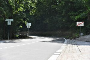 Opravená silnice II/292 podél Jizery. Foto: Liberecký kraj