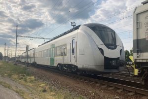 Nová dvouzdrojová jednotka pro provoz na trati Lipsko - Chemnitz. Foto: VUZ