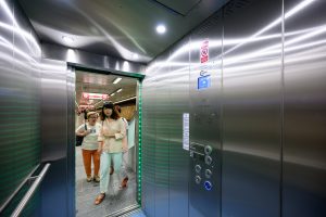Nový výtah ze stanice metra Nádraží Holešovice. Foto: DPP