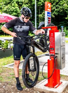 Servis pro cyklisty na pumpách Benzina. Foto: Orlen Unipetrol