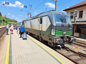 Přestup do soupravy za výlukou na rakousko-slovinských hranicích. Foto: Aleš Petrovský