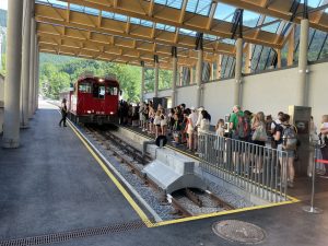 Dolní stanice SchafbergBahn, nově se nastupuje pod střechou. Autor: Zdopravy.cz/Jan Šindelář