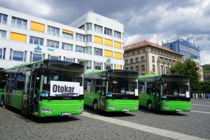 Nové autobusy Otokar Vectio LE pro Dopravní společnost Ústeckého kraje. Foto: Ústecký kraj