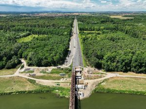 Práce na modernizaci úseku Lanžhot - st. hranice, stav léto 2023. Foto: Skanska