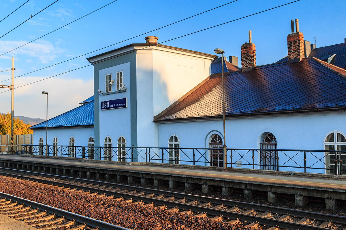 Zastávka Ústí nad Orlicí město. Foto: Petr1888 / Wikimedia Commons