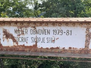 Pohled na konstrukci historického mostu, který je památkou. Autor: Zdopravy.cz/Jan Šindelář